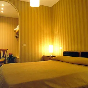 https://lemon-garden-rome.it-romehotels.com